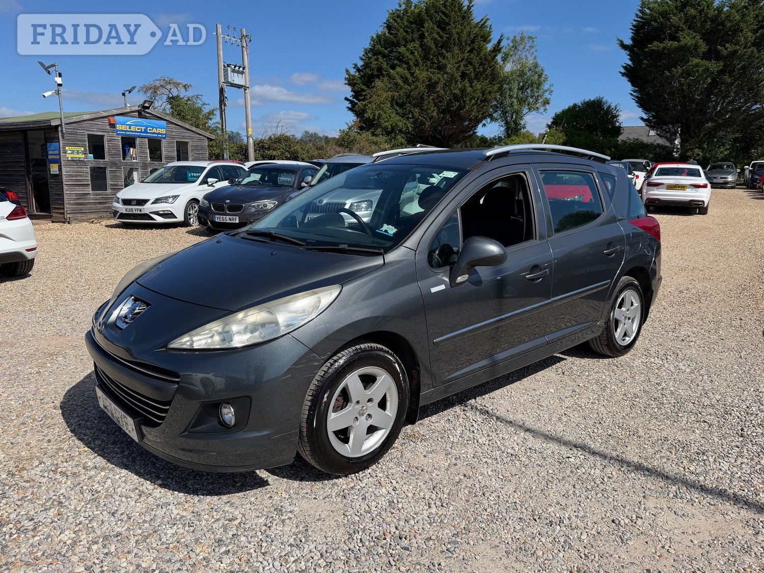 Peugeot 207 SW 2011 - Cars in Exeter