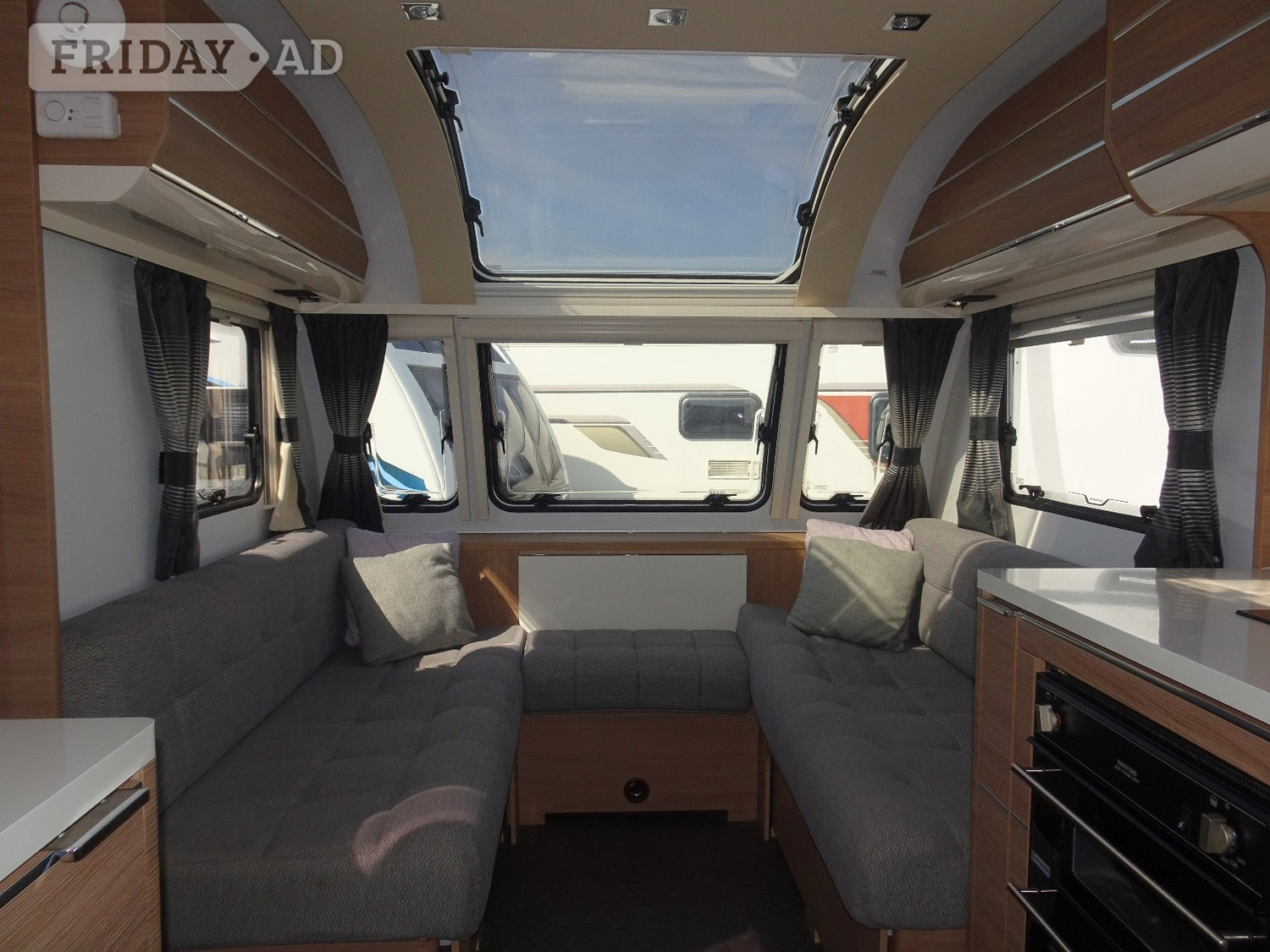 Adria Adora Seine 2016 - Motorhomes & Caravans