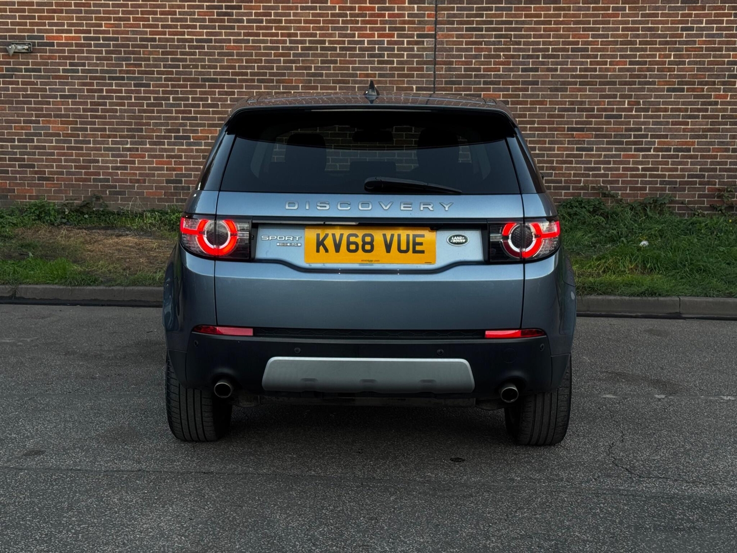 Land Rover Discovery Sport 2018 - Cars