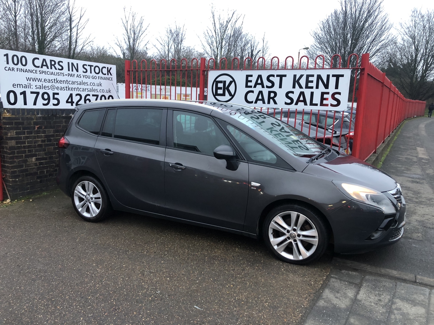 Vauxhall Zafira 2013 - Cars in Sittingbourne