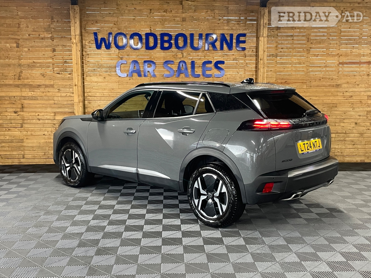 [ berth ]Peugeot 2008