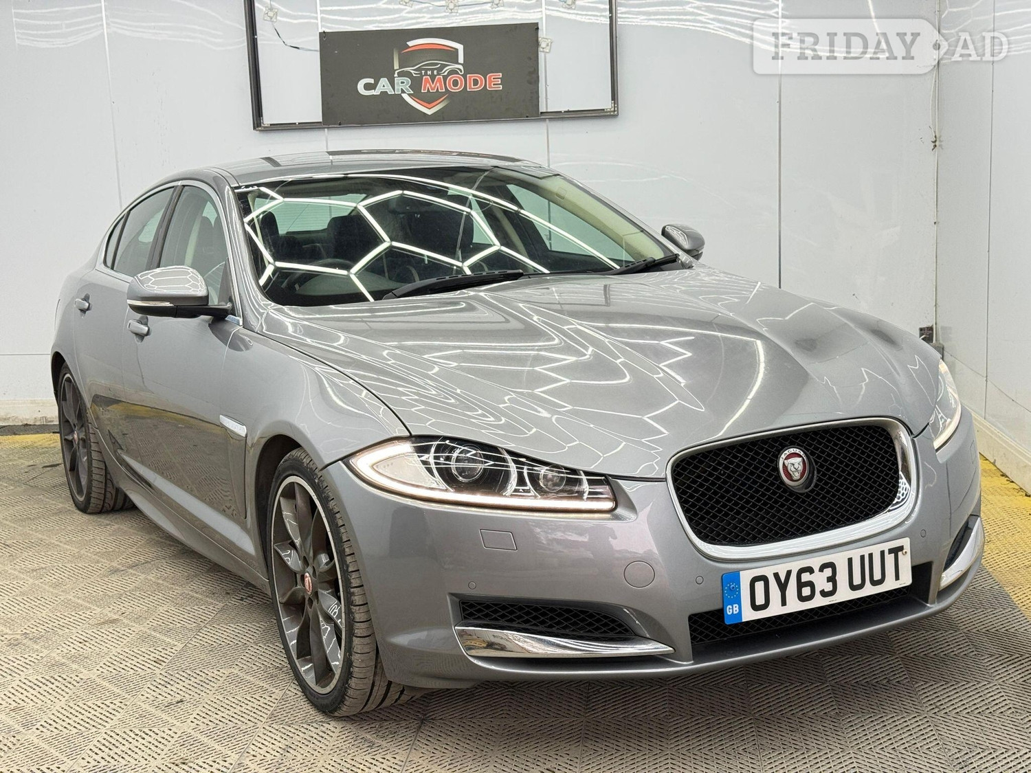 Jaguar XF 2013 - Cars