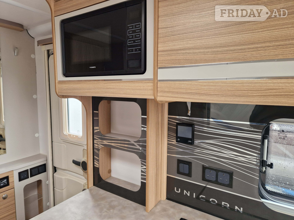 Bailey Unicorn Madrid S5  2022 - Motorhomes & Caravans in Highbridge