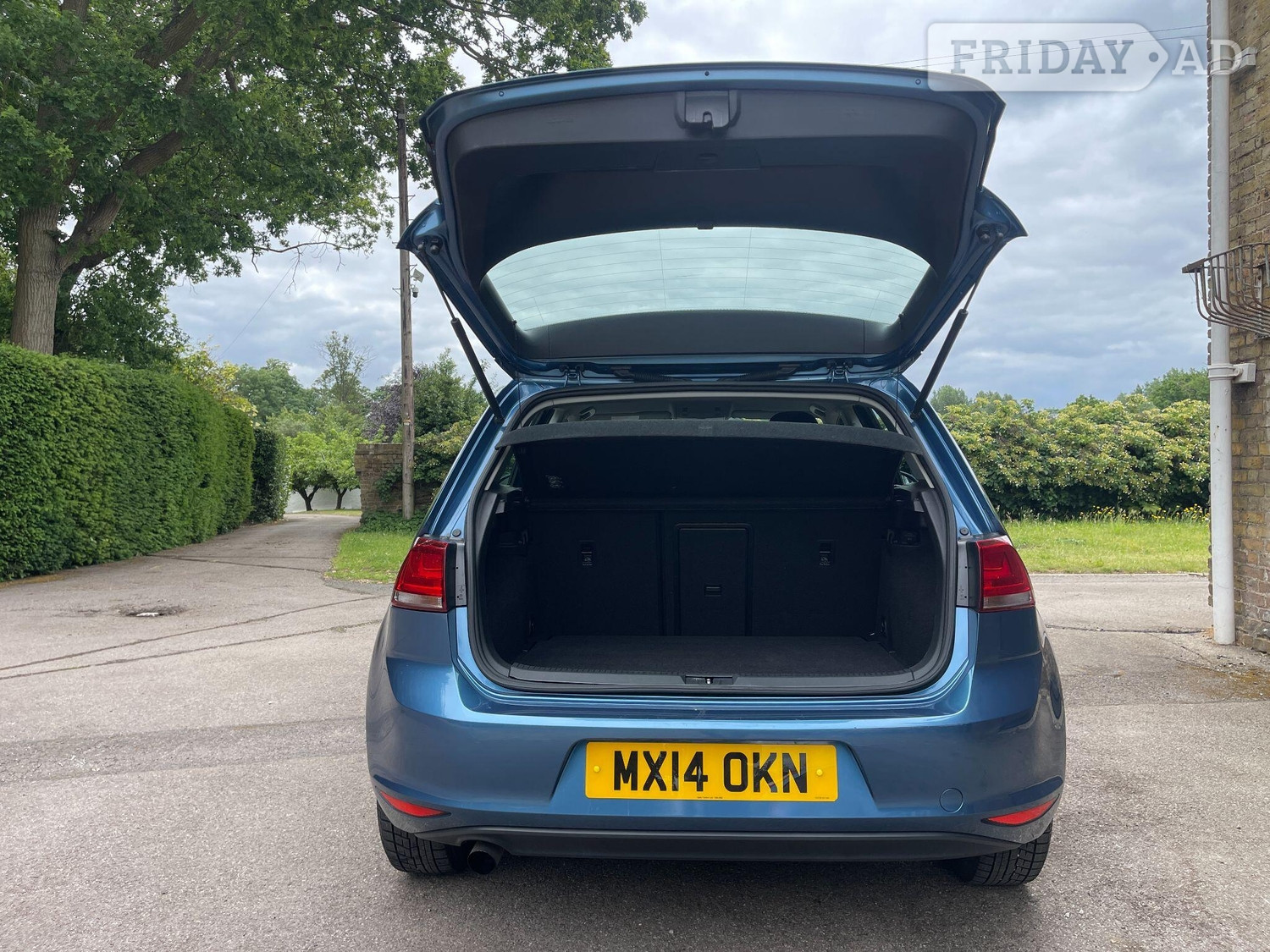 Volkswagen Golf 2014 - Cars in Uxbridge