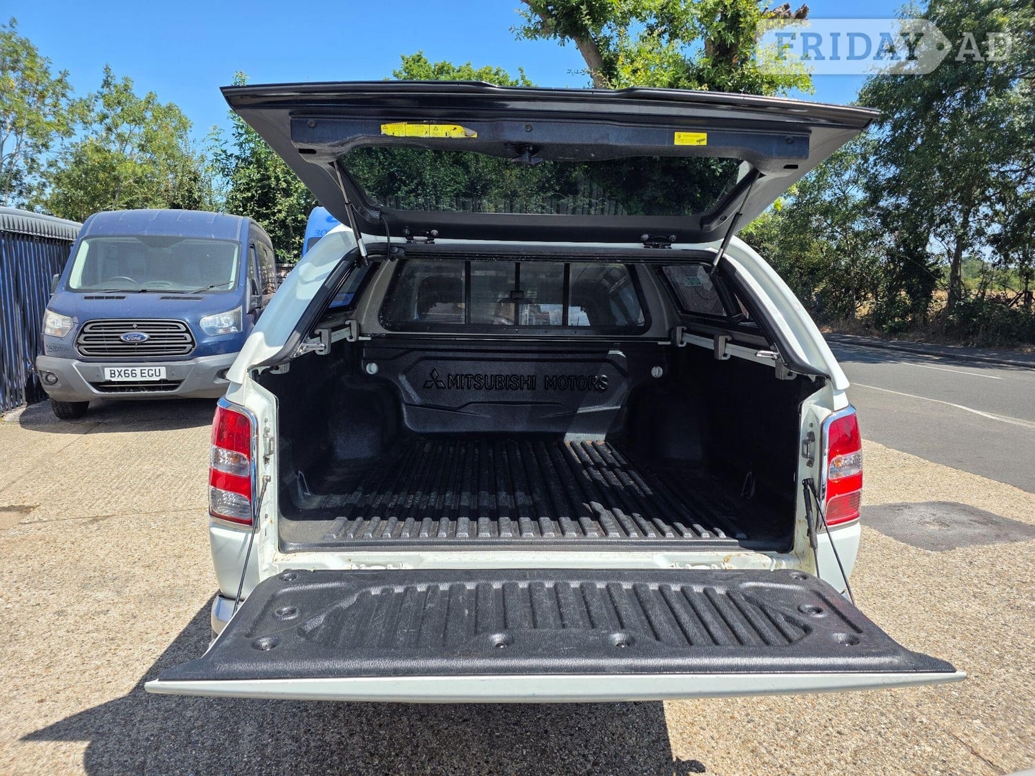 Mitsubishi L200 2017 - Vans & Commercial Vehicles