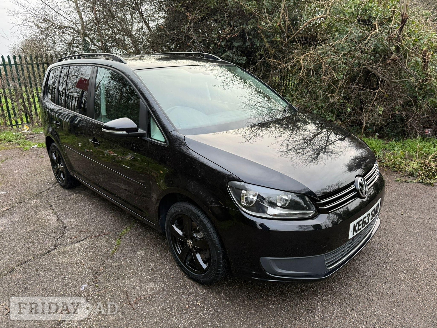 Volkswagen Touran 2013 in Hayes