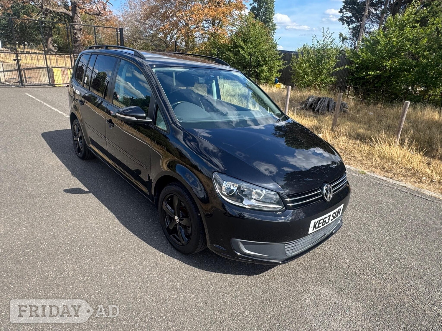 Volkswagen Touran 2013 in Hayes