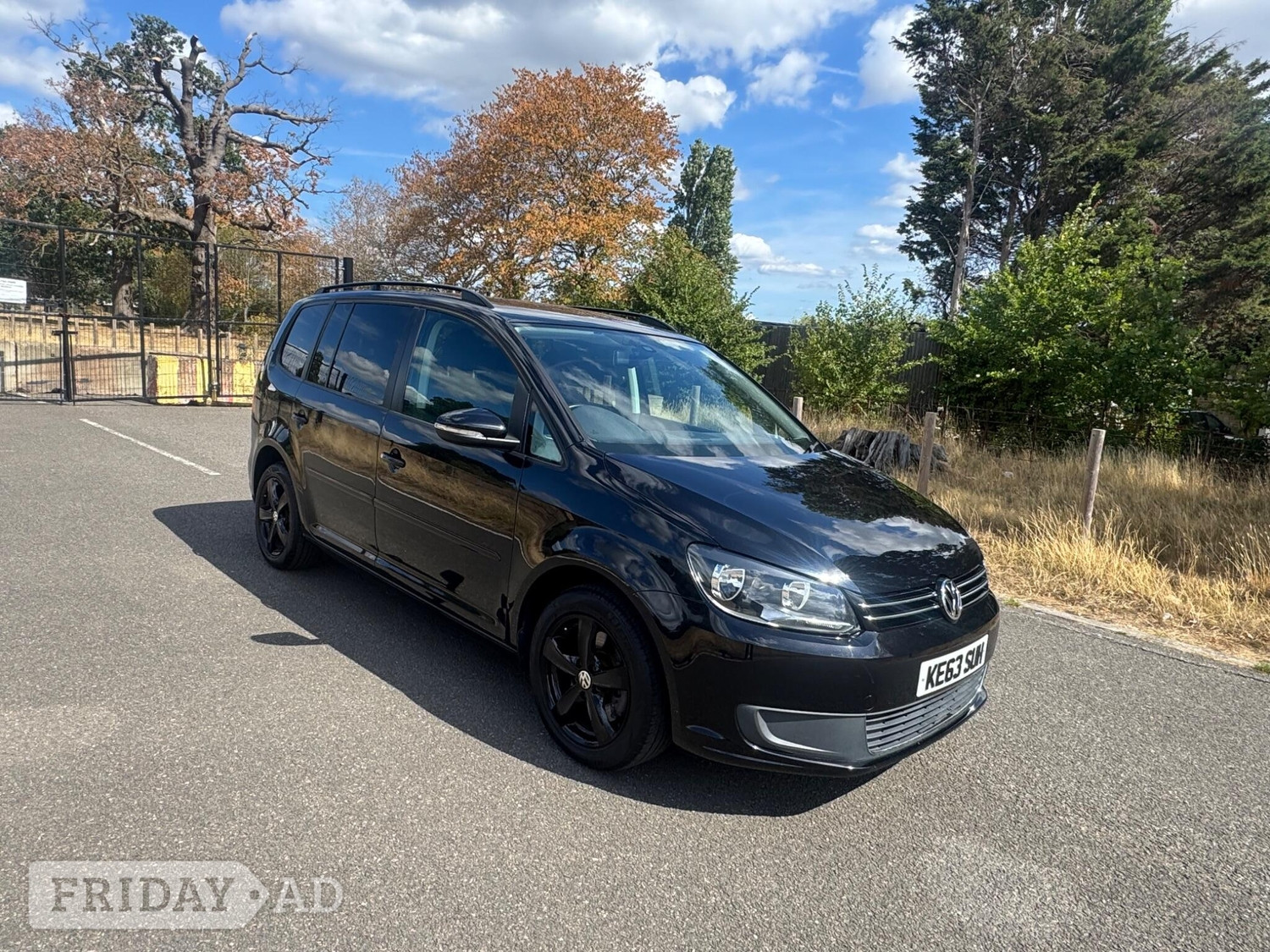 [ berth ]Volkswagen Touran