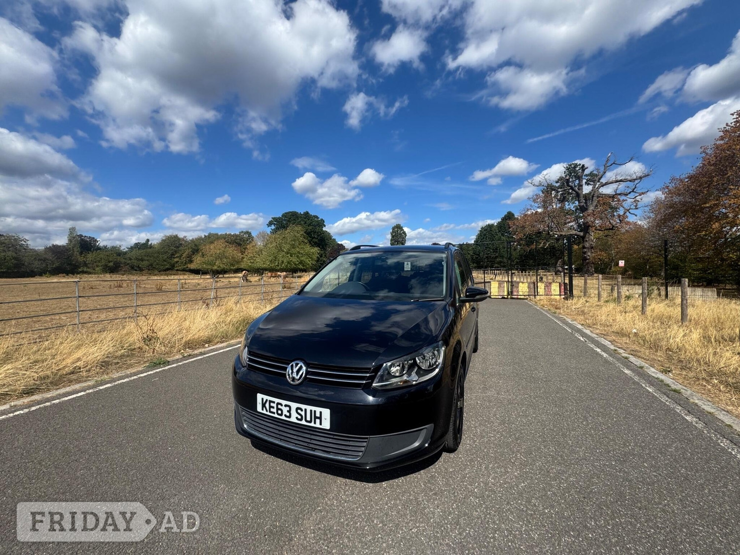 Volkswagen Touran 2013 - Cars in Hayes