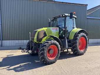 Claas  (2013) Tractor