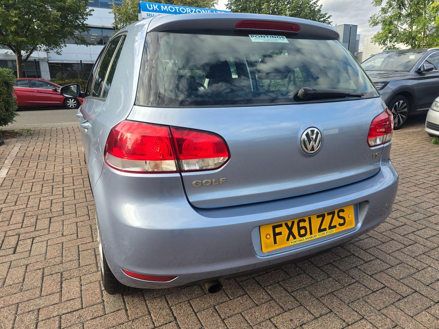Volkswagen Golf 2011 - Cars in Camberley