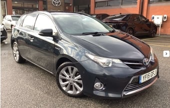 Toyota Auris 2015