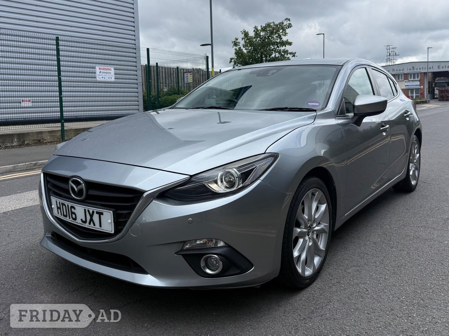 [ berth ]Mazda 3