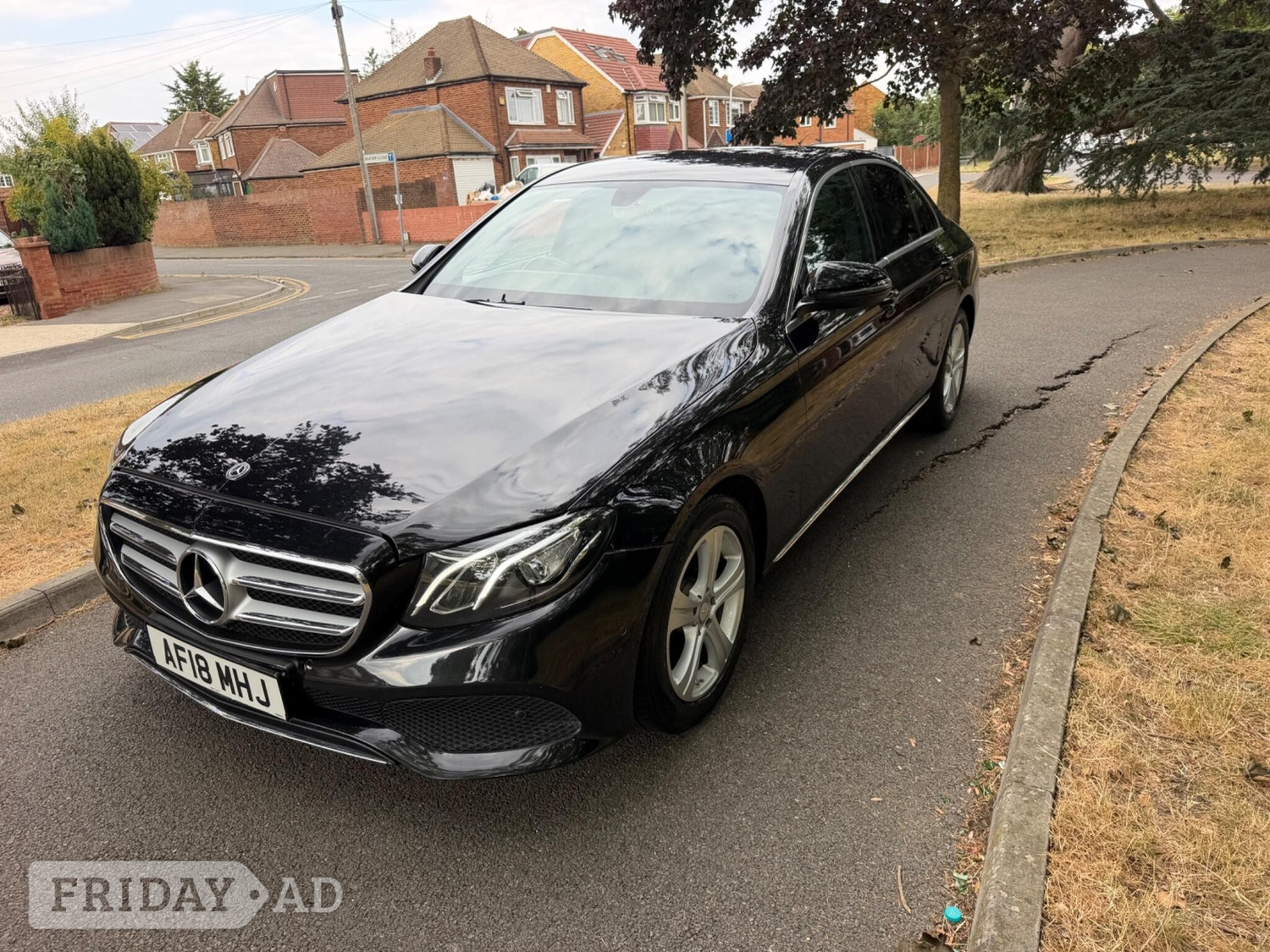 [ berth ]Mercedes-Benz E Class