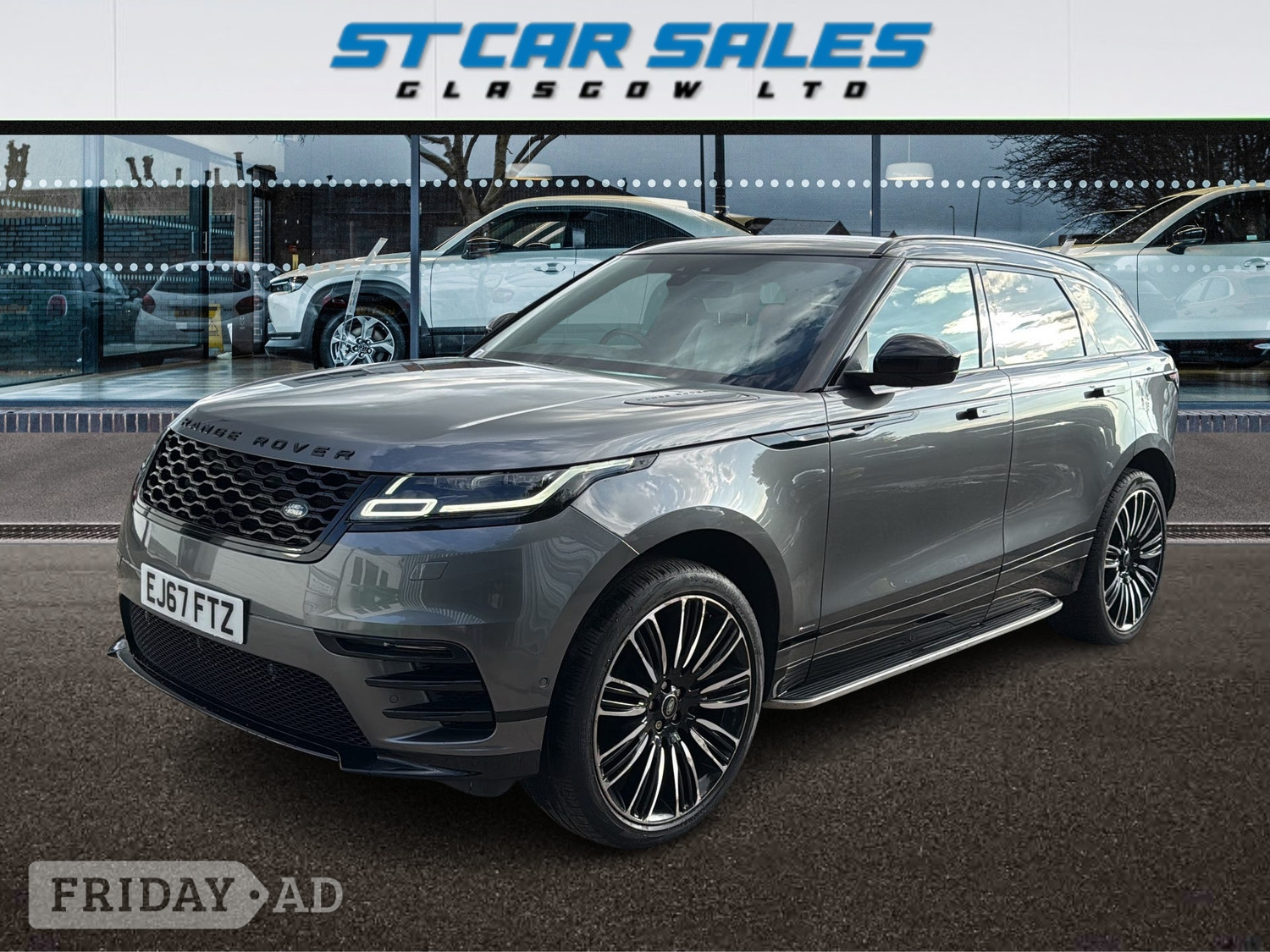 [ berth ]Land Rover Range Rover Velar