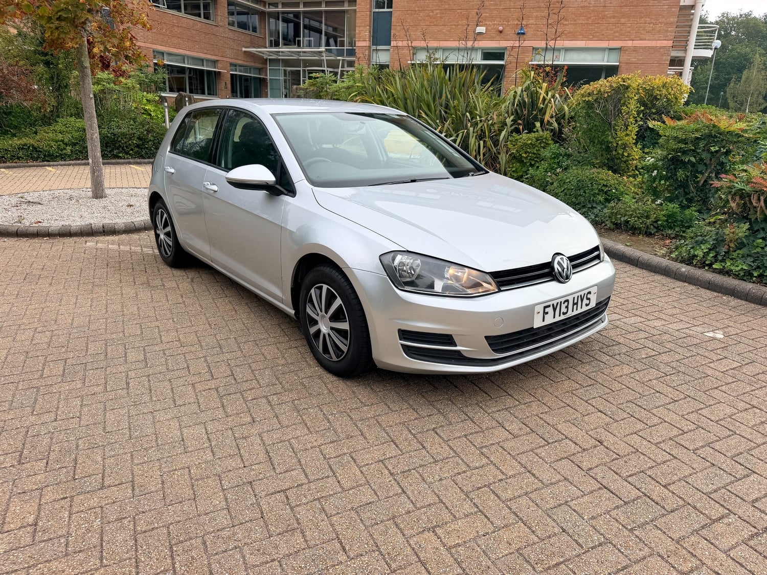 [ berth ]Volkswagen Golf