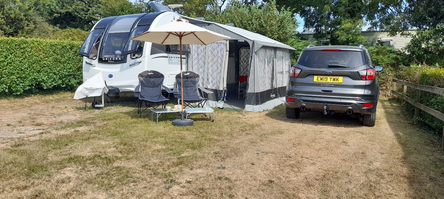 Isabella Universal 360 Dawn all seasons Awning . Complete