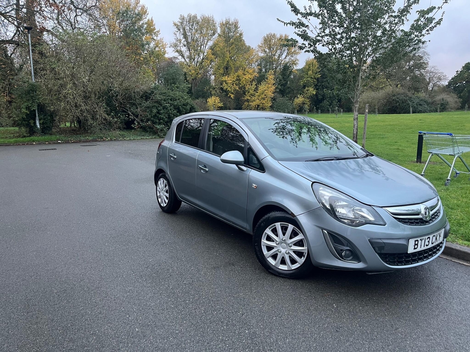 Vauxhall Corsa 2013 - Cars in Bedford