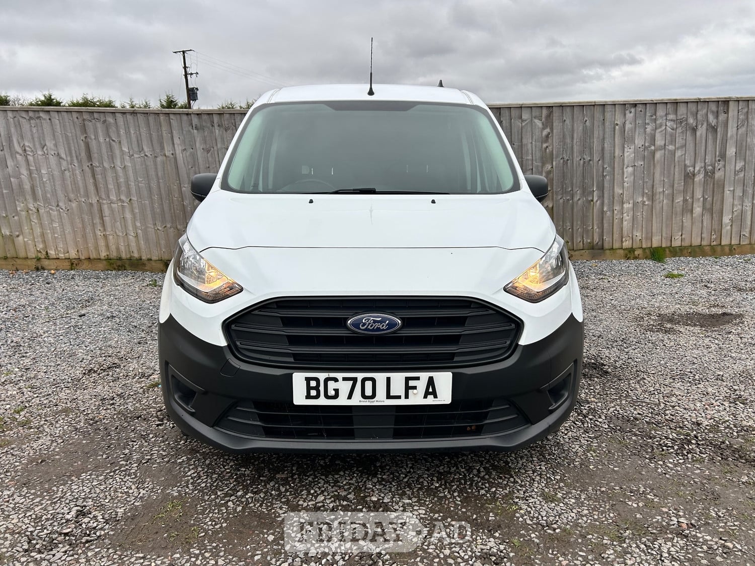 [ berth ]Ford Transit Connect