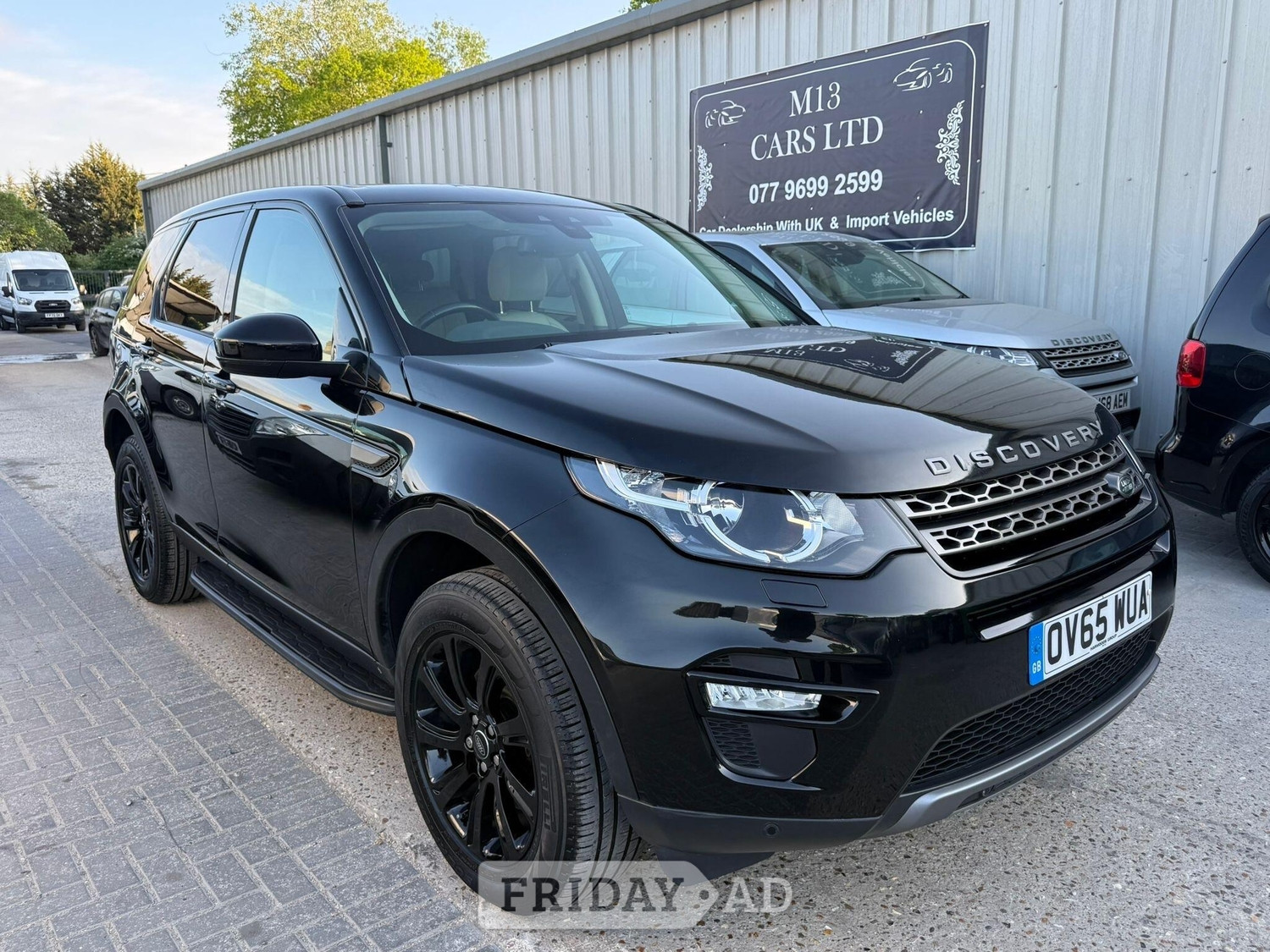 Land Rover Discovery Sport 2015 in Hayes