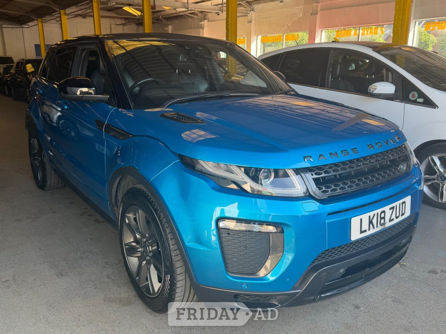 Land Rover Range Rover Evoque 2018 in Pontypridd