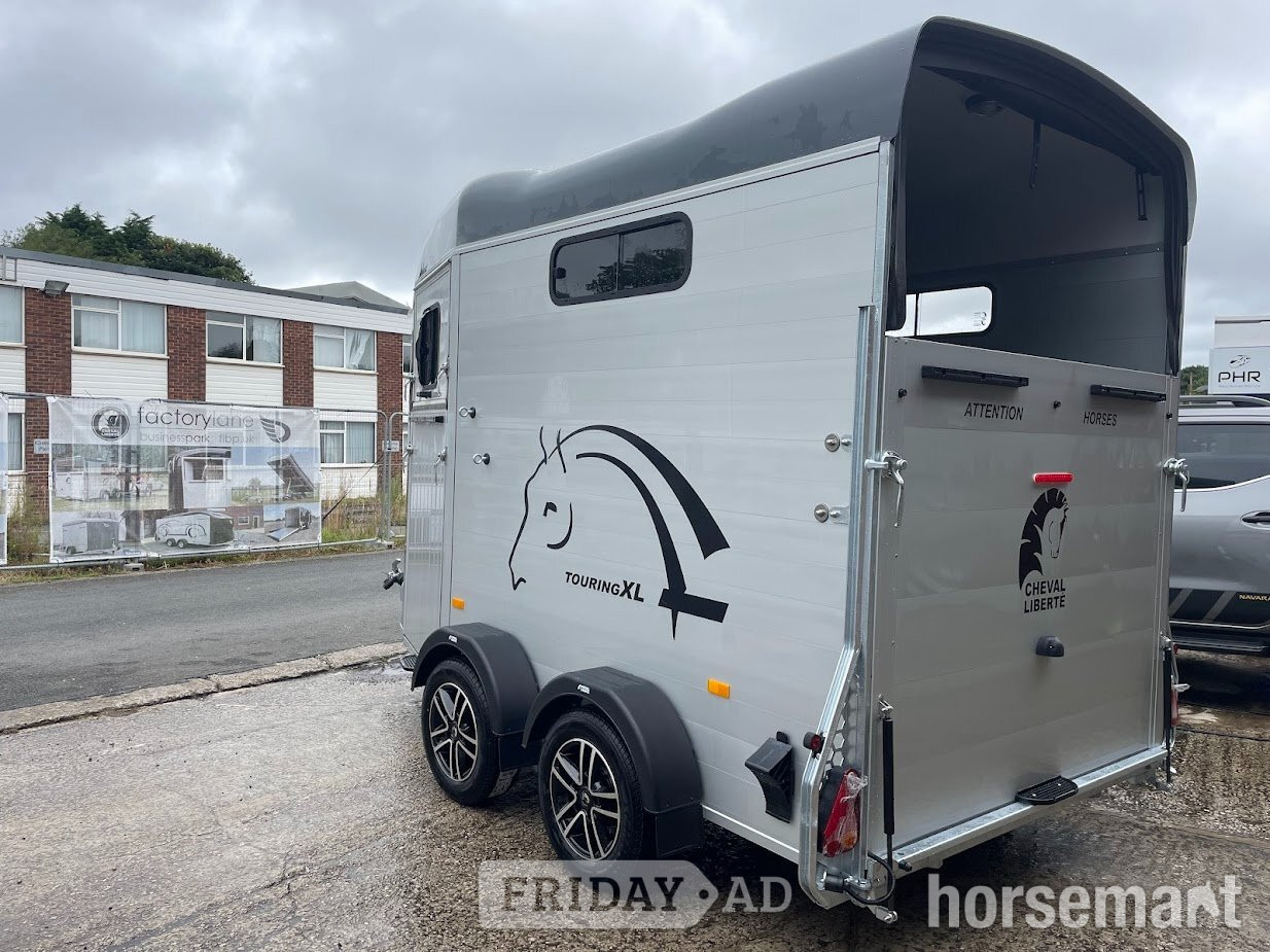 Cheval Liberte Touring XL   Horse Trailer - Trailers & Horseboxes in Preston