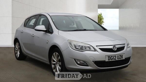 Vauxhall Astra 2012 in Stockport