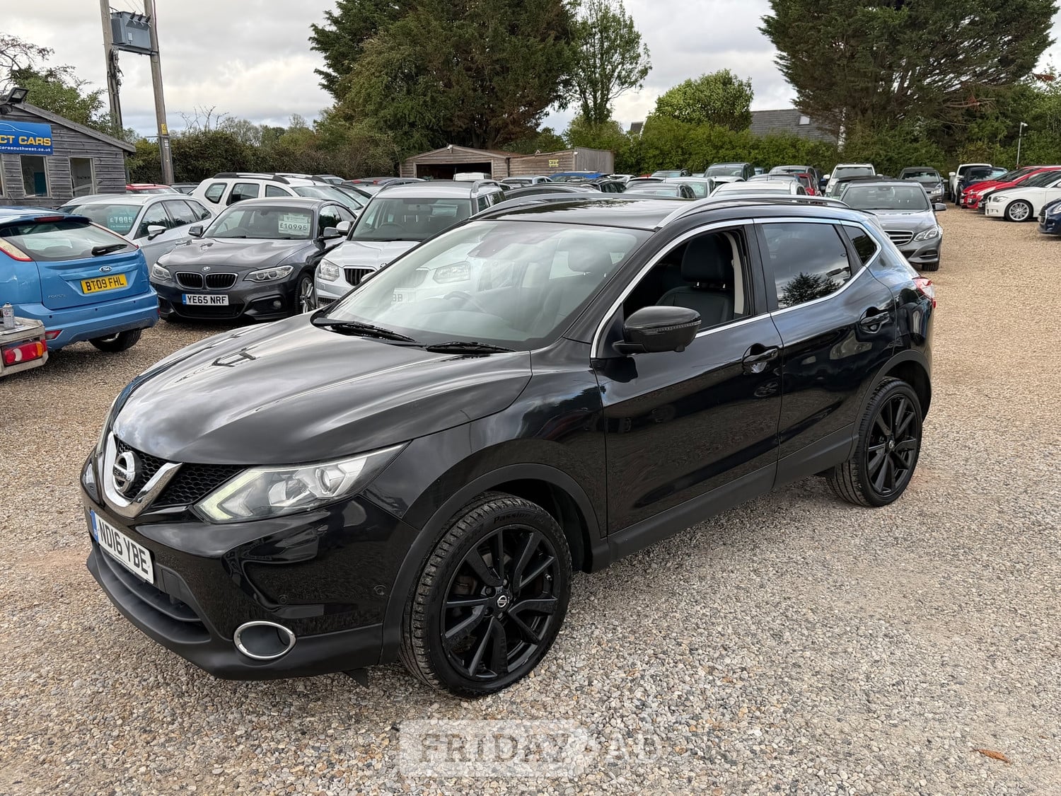 Nissan Qashqai 2016 - Cars