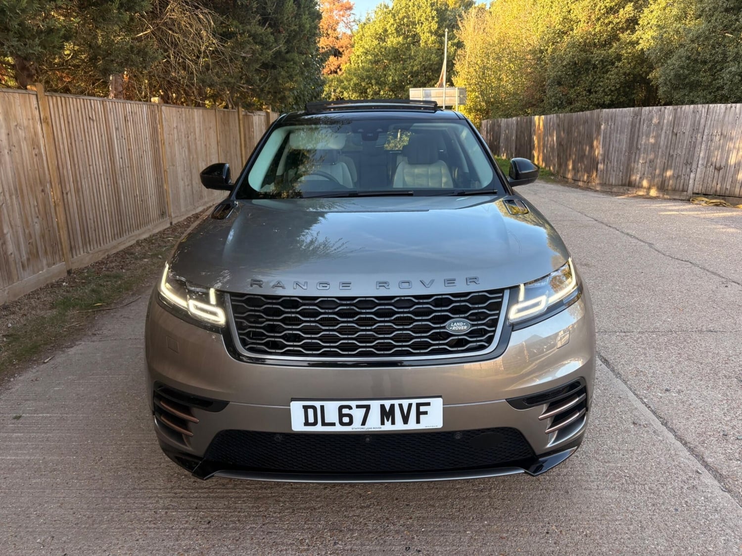 Land Rover Range Rover Velar 2017 - Cars
