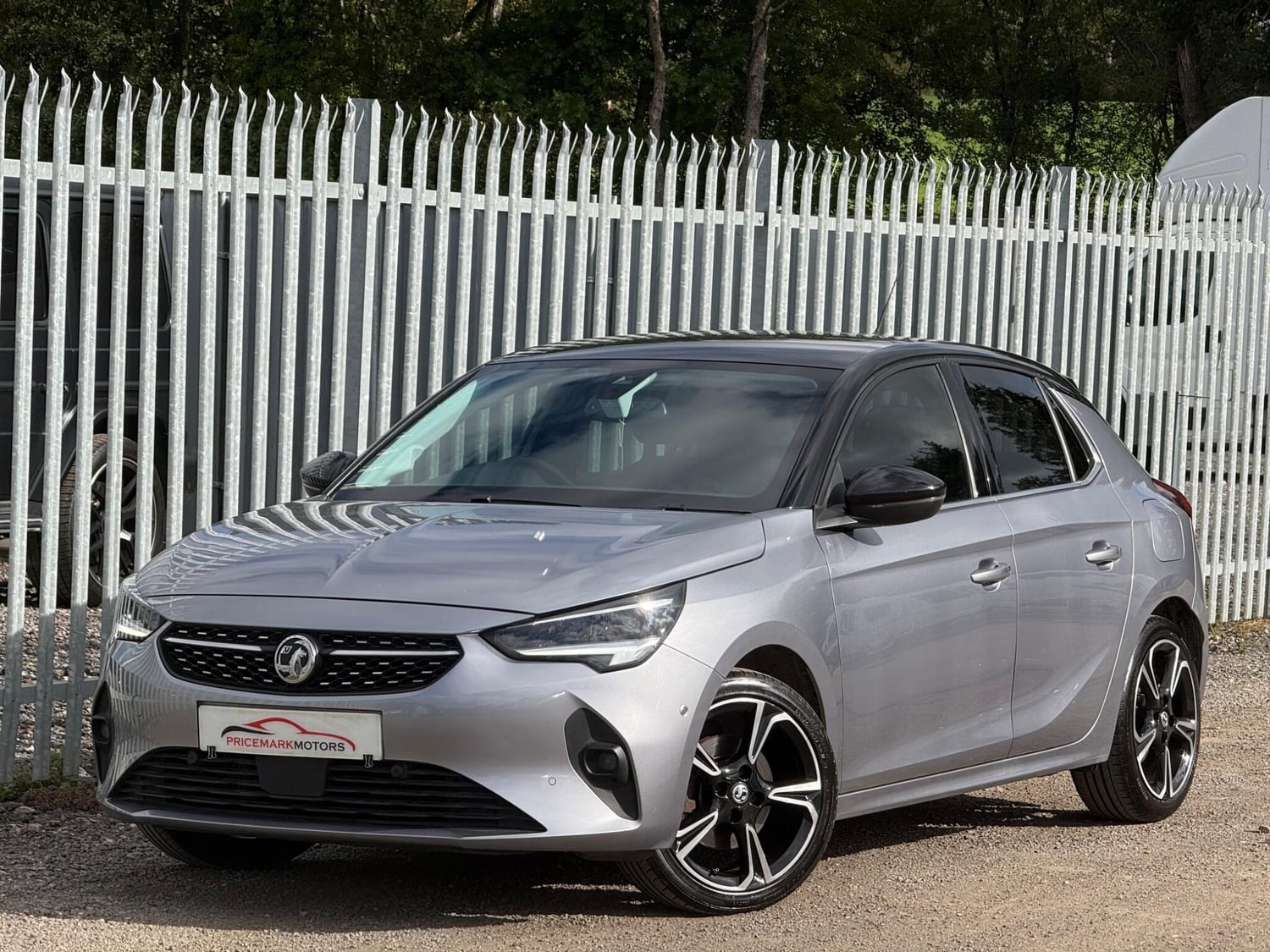 [ berth ]Vauxhall Corsa
