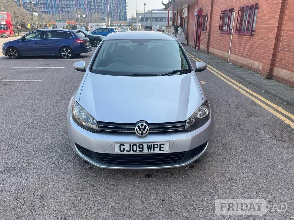 Volkswagen Golf 2009 in Wembley