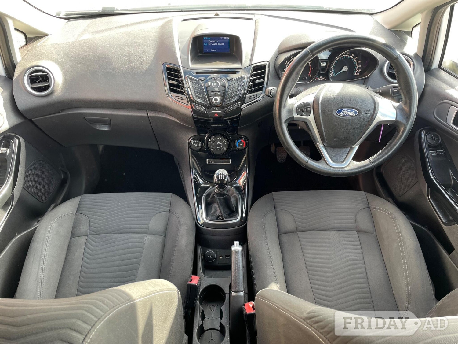 [ berth ]Ford Fiesta