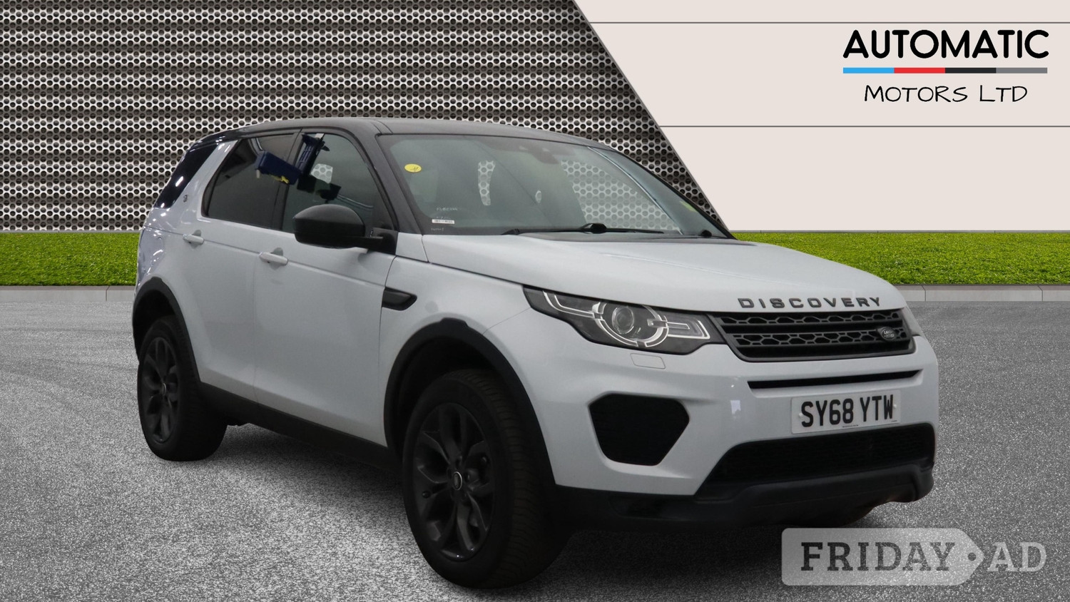 Land Rover Discovery Sport 2018 in Hillingdon