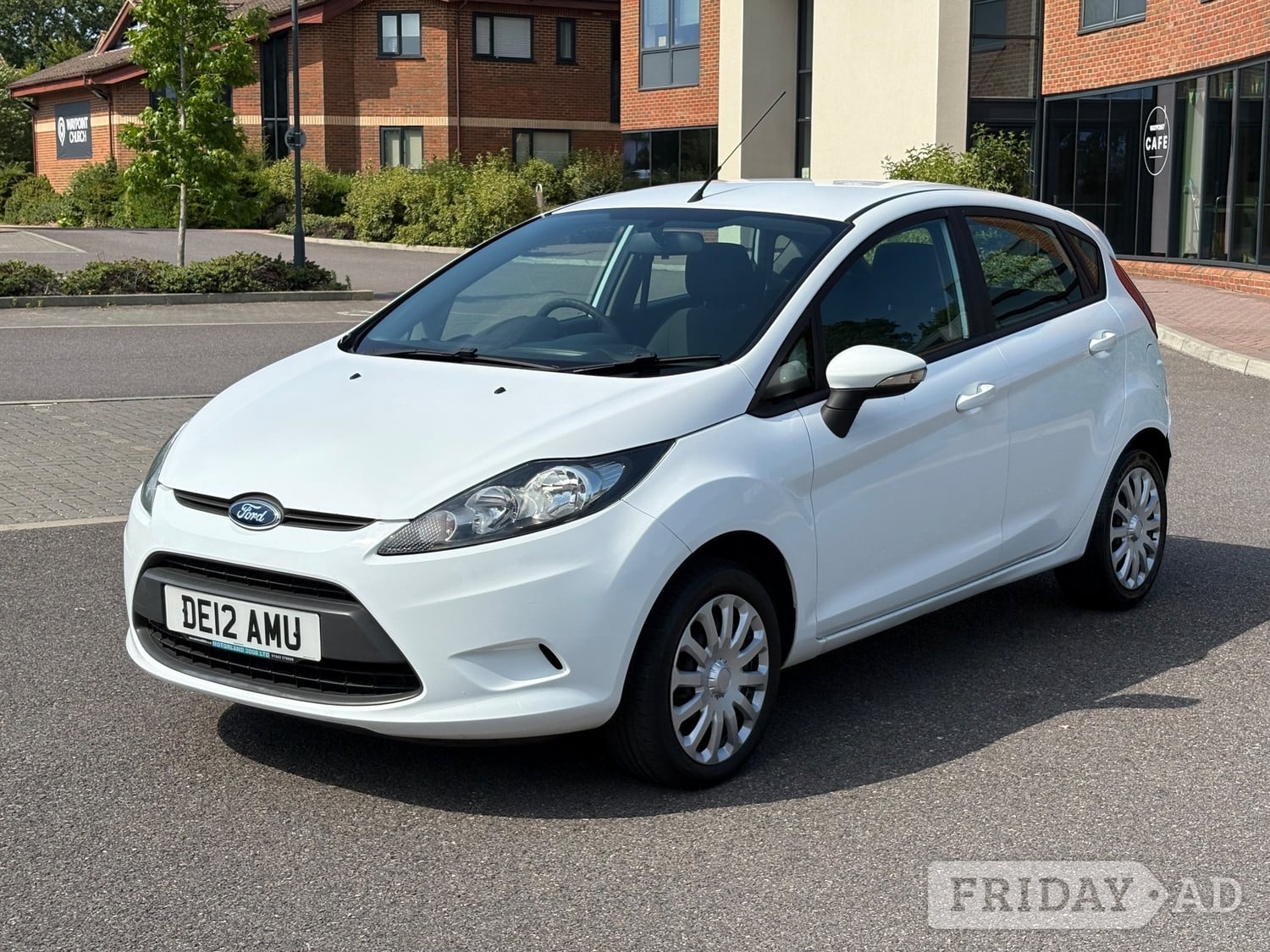 [ berth ]Ford Fiesta