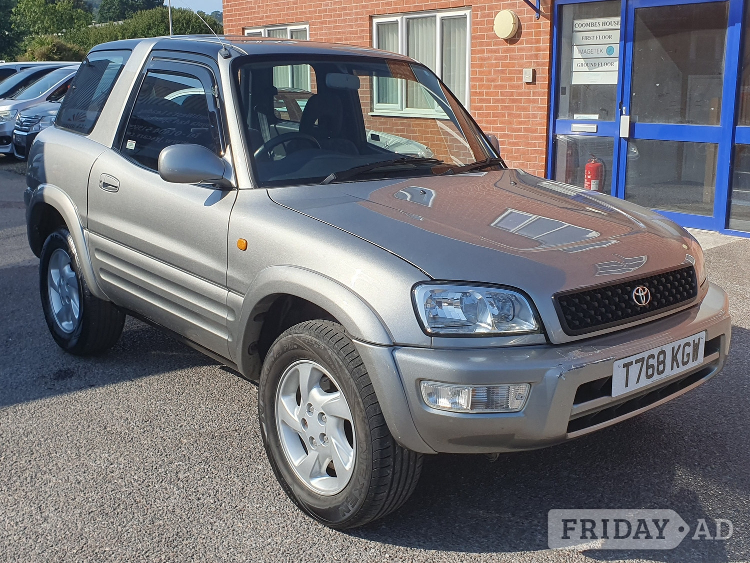 Toyota RAV4 1999 in Honiton