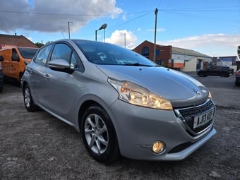 Peugeot 208 2013