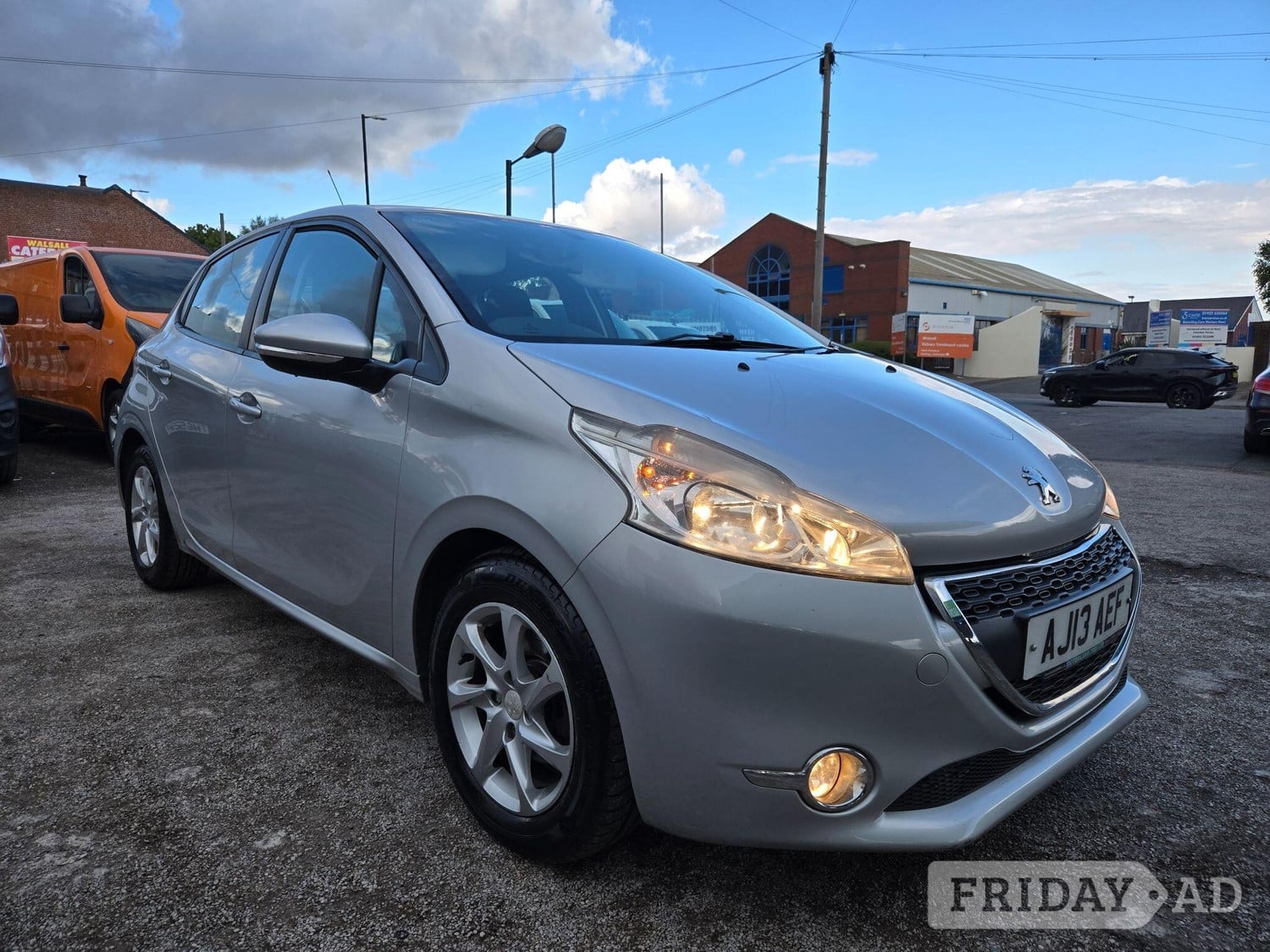 Peugeot 208 2013 in Walsall
