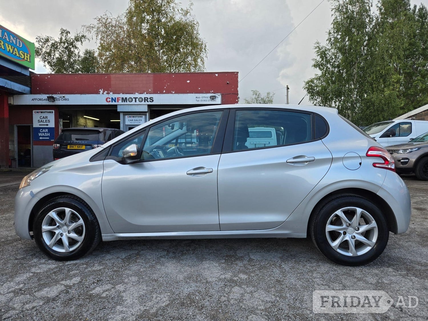 Peugeot 208 2013 - Cars in Walsall