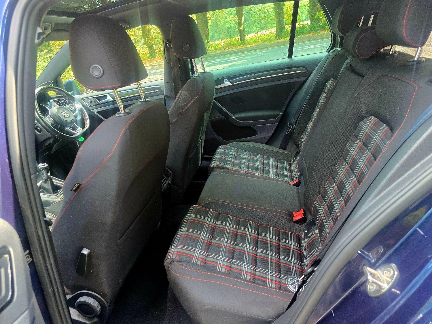 [ berth ]Volkswagen Golf