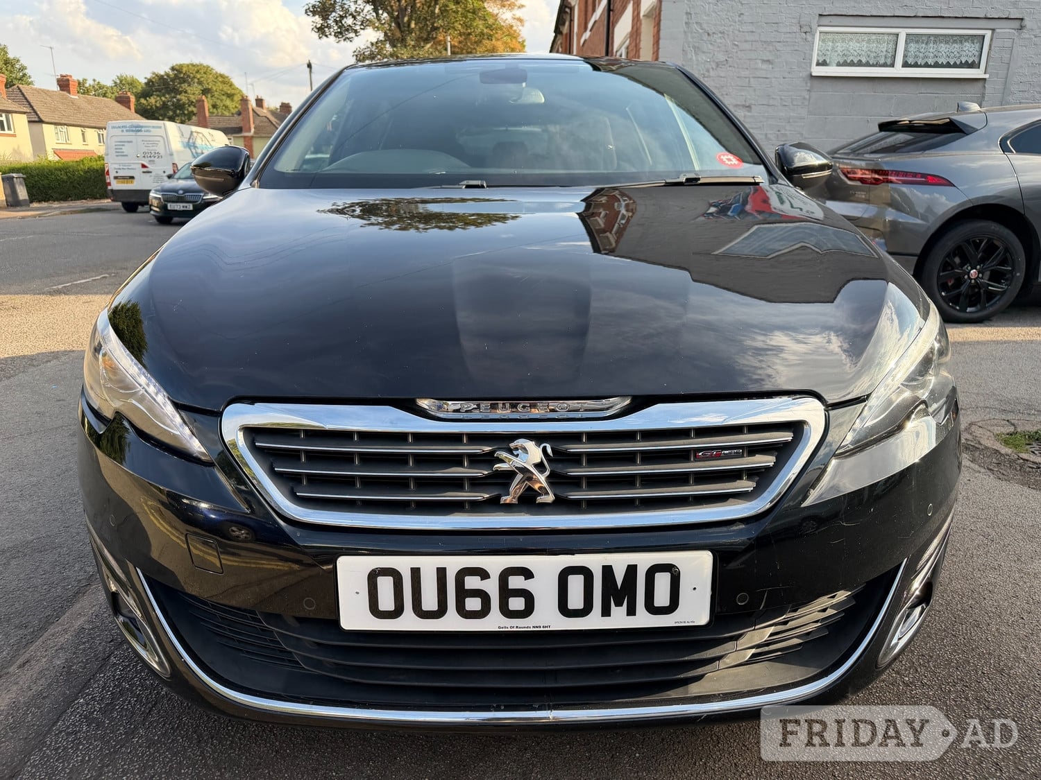 [ berth ]Peugeot 308