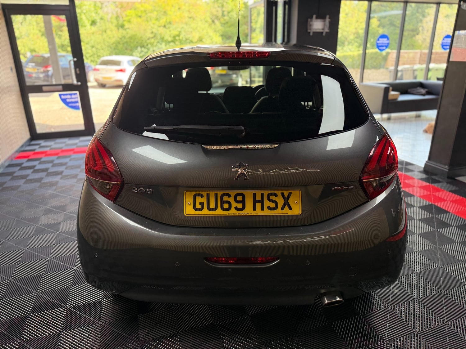Peugeot 208 2019 - Cars in Waterlooville