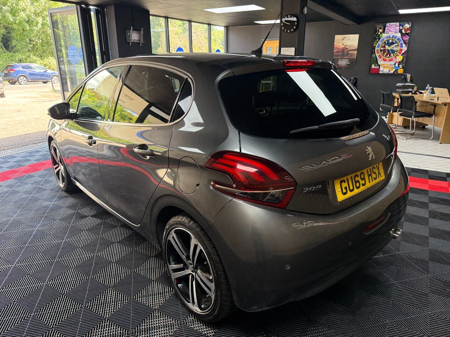 Peugeot 208 2019 - Cars