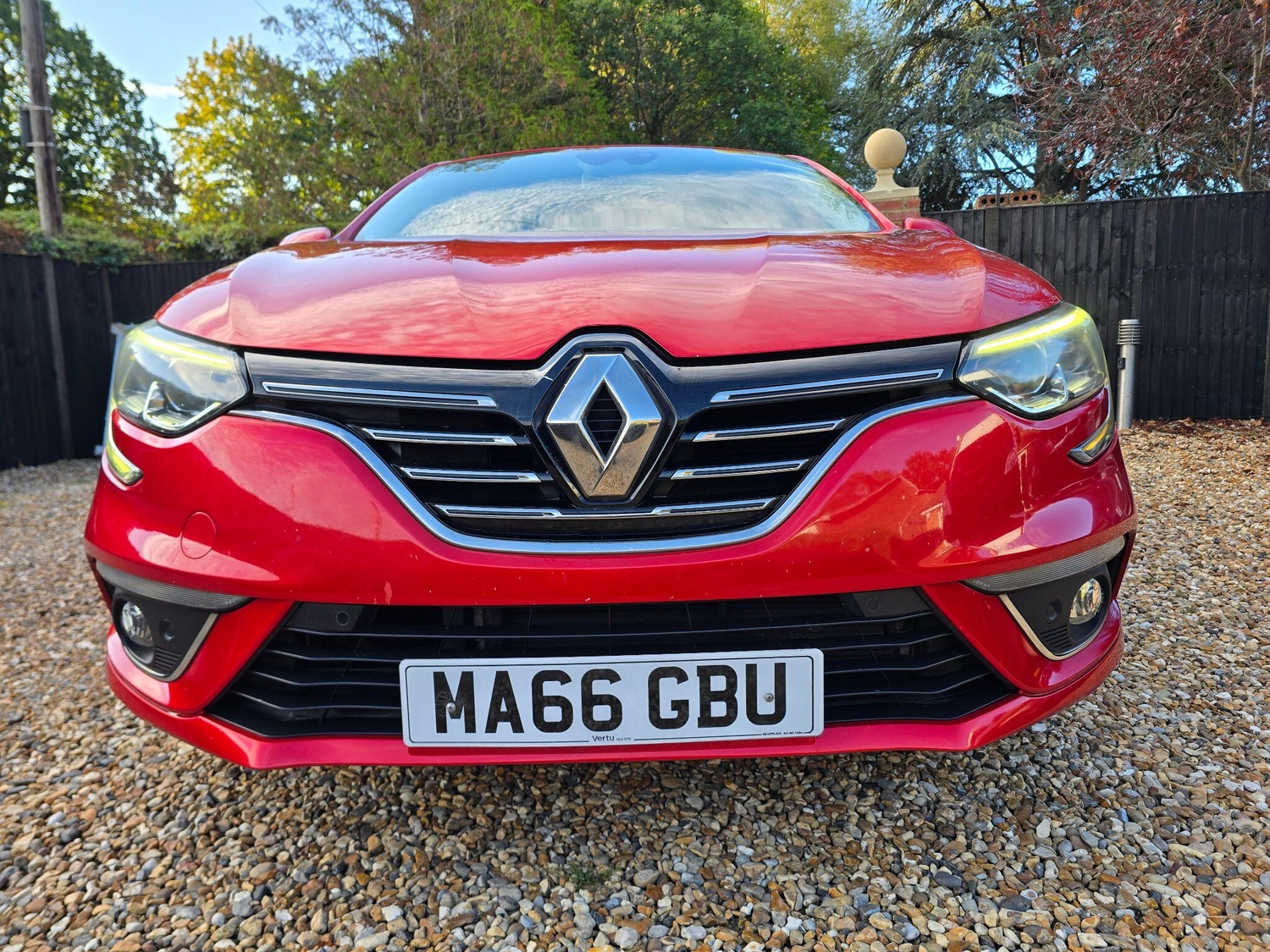 Renault Megane 2016 - Cars in Aldershot