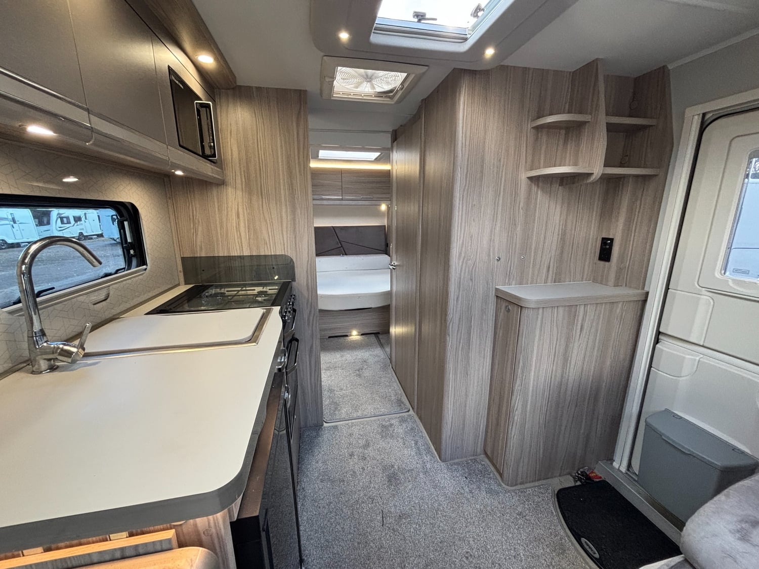 Elddis Crusader 2023 - Motorhomes & Caravans