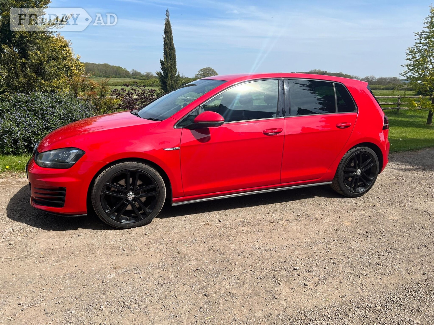 Volkswagen Golf 2016 - Cars in Enderby
