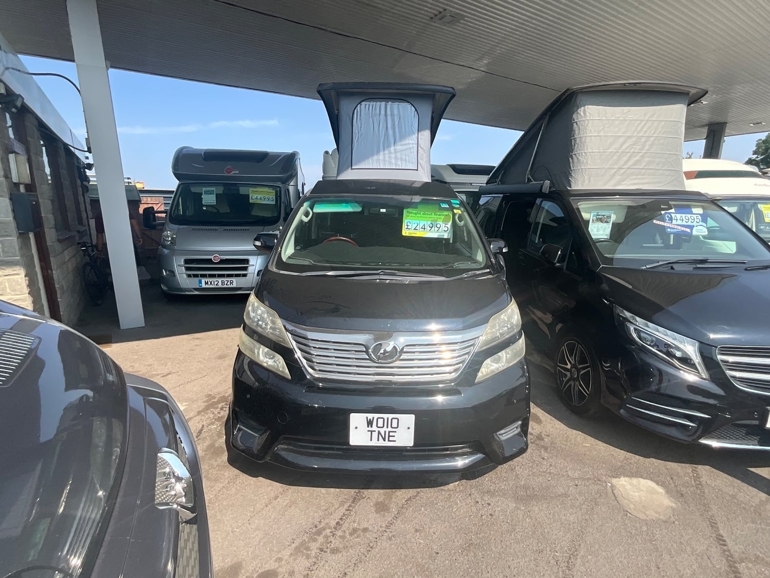 Toyota Velfire Somerton