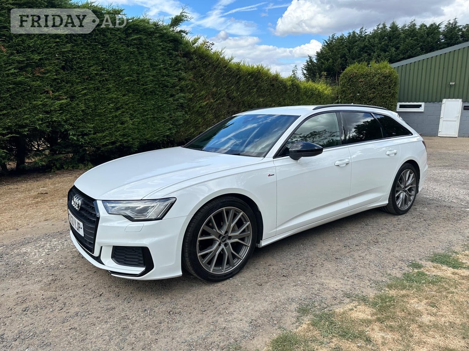 Audi A6 Avant 2021 in Westerham