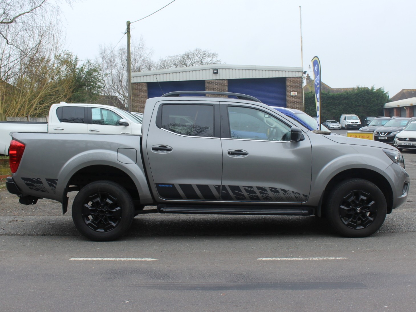 [ berth ]Nissan Navara