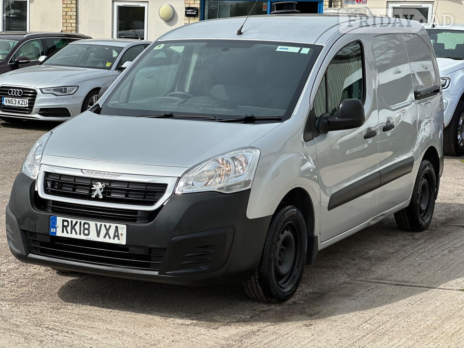 [ berth ]Peugeot Partner