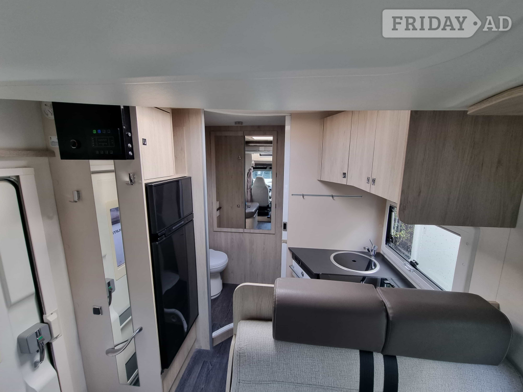[4 berth ]Chausson Flash 610 SE